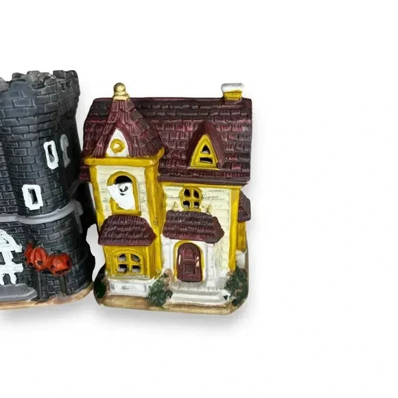 Estates Enchanting Halloween Village Decor Set of 3 Haunted Houses Castle - Picture 2 of 9